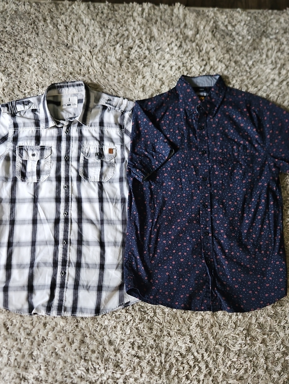 Mens Button Shirts Size Medium